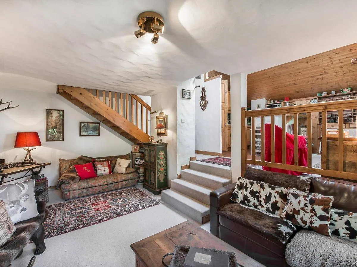 Charmant Duplex 3 Chambres Avec Cheminee, Balcons Et Piscine - Proche Centre Megeve - Fr-1-453-42 Apartment